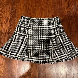 Black and White Houndstooth Women's Skirt Size S